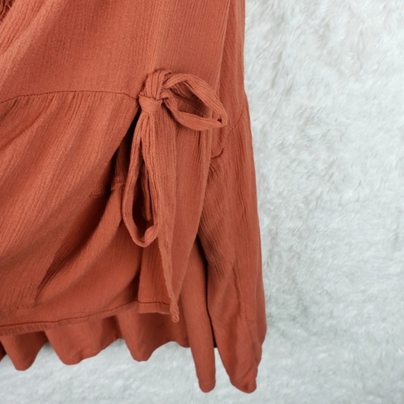 Torrid 4X Crochet Neck Gauze Bell Sleeve Blouse - Picture 5 of 7